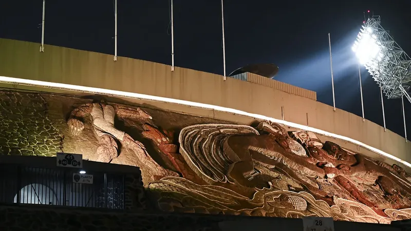 Estados Unidos abre la cartera para restaurar el histórico mural de Diego Rivera en la casa de los Pumas