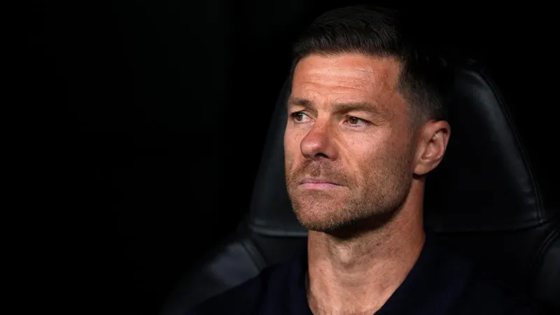 Oficial: ¡Xabi Alonso firma con el Chelsea!