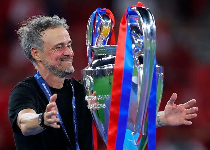 PSG y Aston Villa levantan el telón del fútbol europeo con la Supercopa