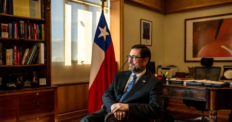Chile busca reestablecer relaciones diplomáticas con Venezuela para deportar a migrantes