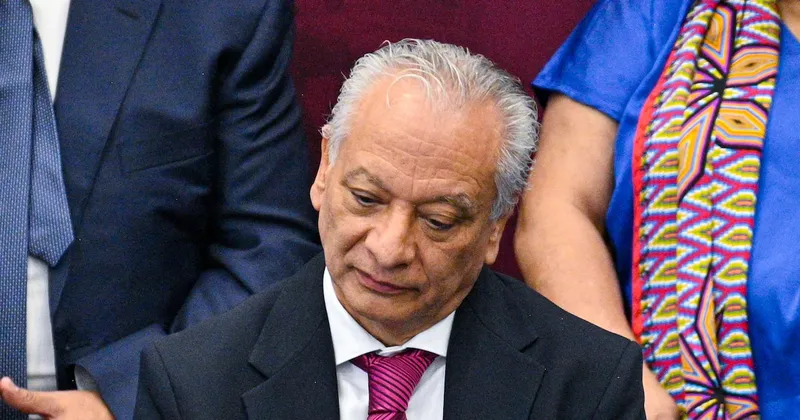 Exdirector de Pemex pasa una semana en la cárcel por golpear a su esposa