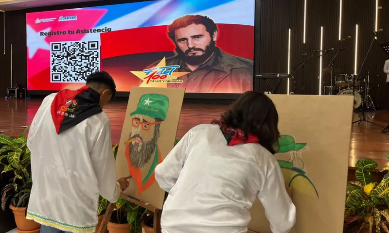 Universitarios conmemoran el centenario del Comandante Fidel Castro
