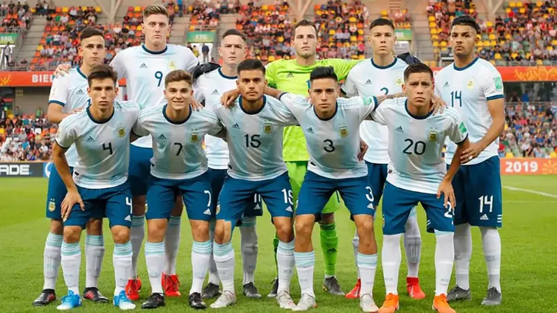 Argentina sufre para doblegar a Cabo Verde en la Copa del Mundo