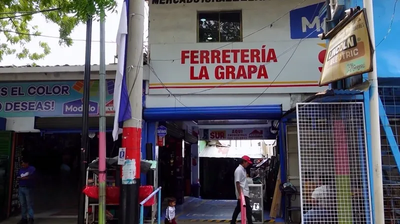 Ferreterías ofrecen descuentos en artículos clave para la temporada de invierno