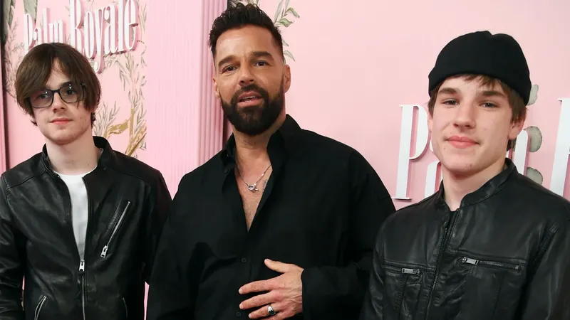 Ricky Martin inaugura las vacaciones de verano con un divertido plan junto a sus hijos Valentino y Matteo