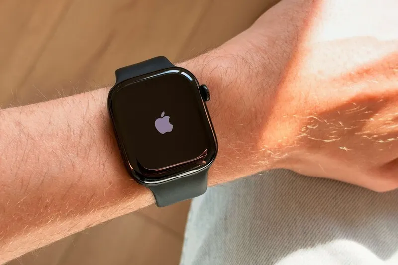 Dos modelos de Apple Watch se reiniciaban solos. Apple ya tiene la solución lista