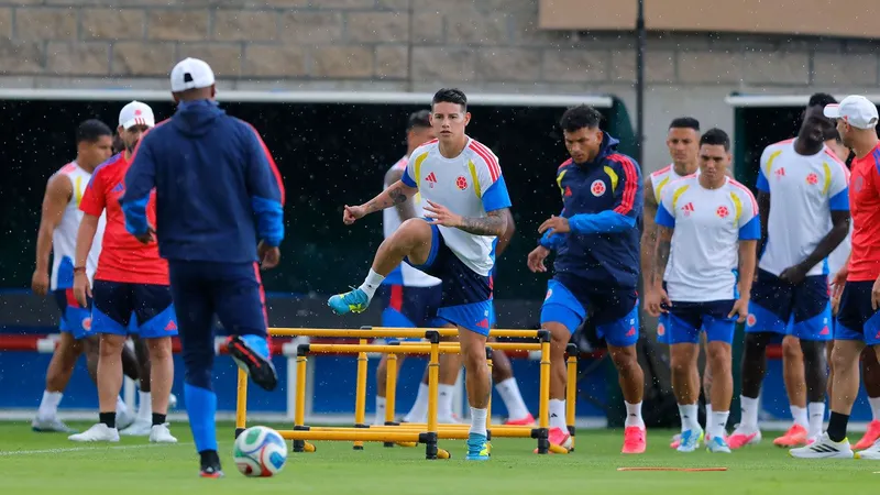 Colombia llegó y entrenó en Guadalajara