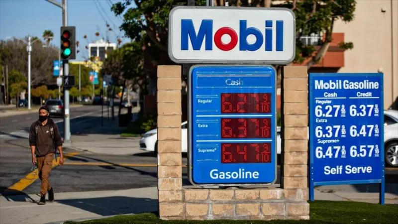 JPMorgan deja de prever el precio del petróleo por guerra contra Irán