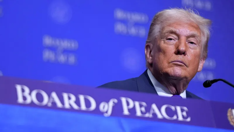 "Cero dólares": el fondo de Trump para la reconstrucción de Gaza permanece vacío 4 meses después de su creación