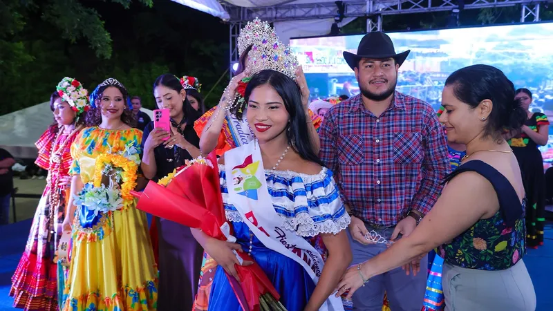 Managua elige a Génesis Evelyn Matamoros Torres como Reina de las Fiestas Tradicionales 2026