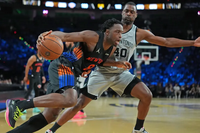 ¿Qué campeones traen Knicks y Spurs a la mesa?
