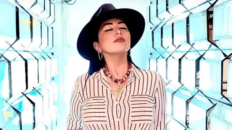 Madre de Christian Nodal presenta su nueva canción "Regalo de Luna" inspirada en su nieta, Inti