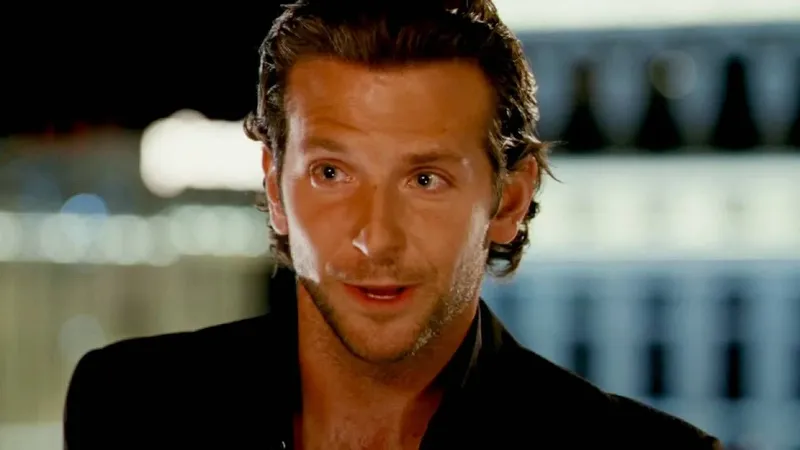 Bradley Cooper, el amigo que ayudó a Brad Pitt a superar su alcoholismo tras vivir su propio infierno con la cocaína: "Estuve muy perdido"