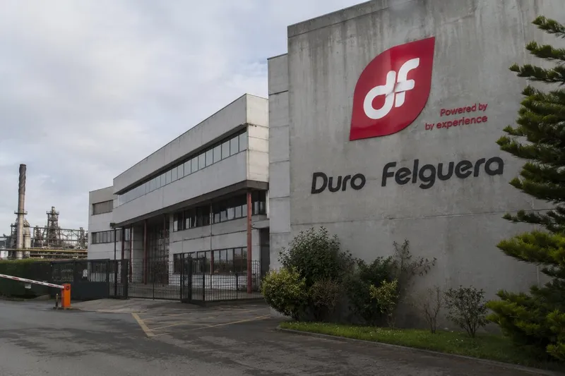 Duro Felguera resucita: gana 241 millones y vuela un 25%