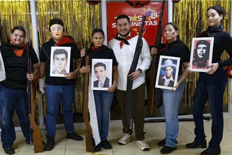 Circuito Artístico Revolucionario celebra el 47/19 con cultura y tradición
