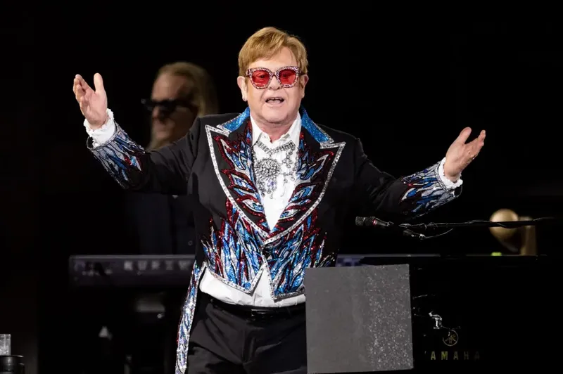 Elton John volverá a México tras 14 años con conciertos de despedida
