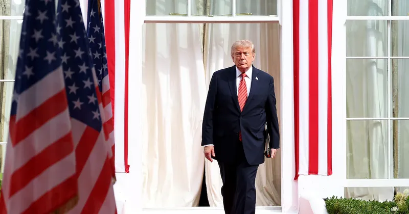 Trump dice que las tasas de interés deberían ser “del 1% o menos” tras alza de la Fed