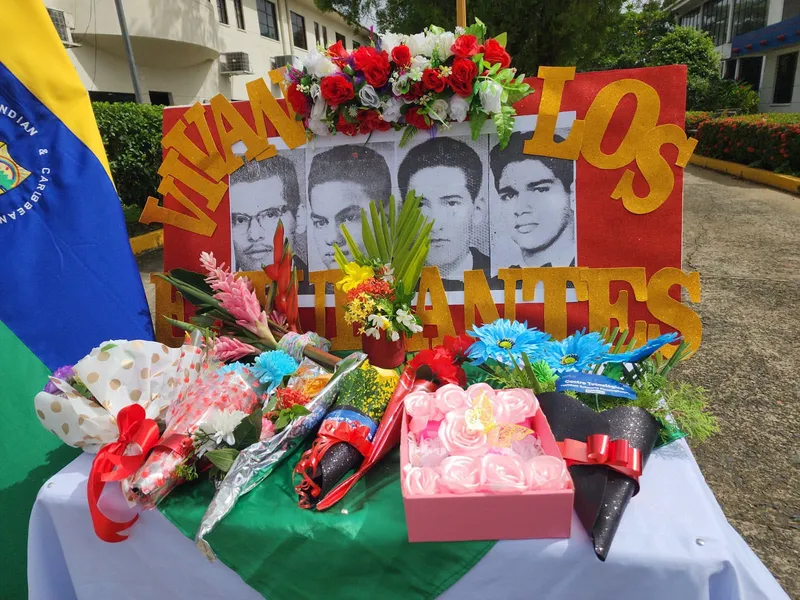 Estudiantes de Bluefields honran la memoria y legado de la juventud nicaragüense