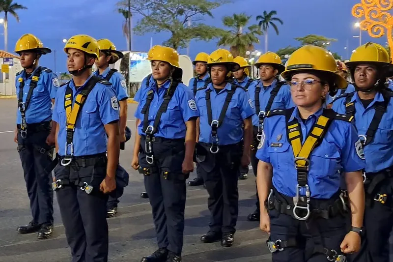Desfile de Bomberos Unidos celebra su 80 aniversario en Managua