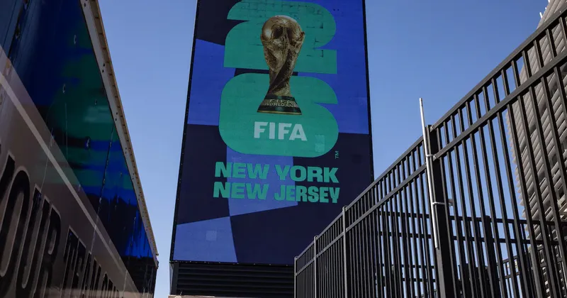 Estos sitios web estafan a aficionados del Mundial 2026 suplantando a la FIFA, según FBI