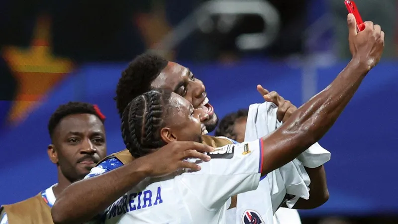 Con sabor a victoria; así festejó Cabo Verde su empate ante España
