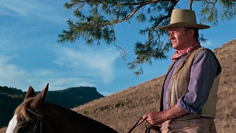 "Yo medía 1,93 y las mujeres eran bajitas": John Wayne no estaba interesado en el cine western, pero no encajaba en otras películas
