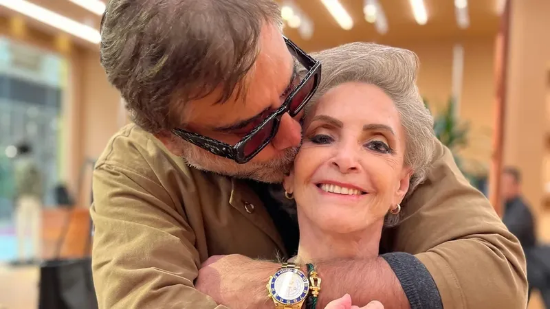 Alejandro Fernández celebra a su madre, doña Cuquita, con lindas fotos: ‘Suertudo de tenerte’