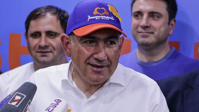 Pashinián declara la victoria electoral en Armenia tras el escrutinio del 10% de los votos