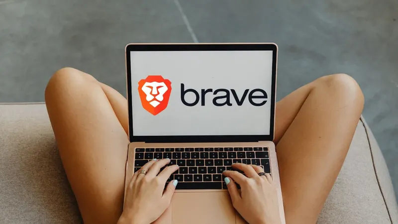 El navegador Brave quería ser diferente a todos pero ahora cobran 60 euros por quitar funciones que nadie pidió