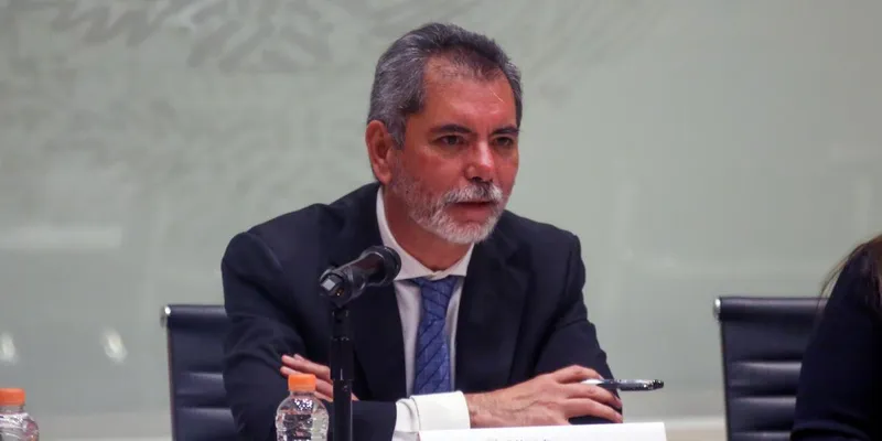 Consolidación avanza con "firmeza" mientras se fortalecen colchones financieros: Hacienda
