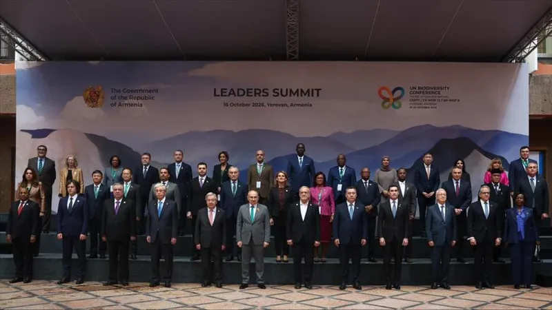 Presidente de Irán aclara posturas del país en reunión COP 17 en Armenia