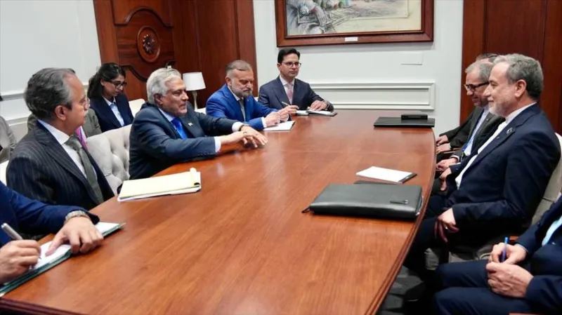 Araqchi: Reiterados incumplimientos de EEUU elevaron tensiones en región