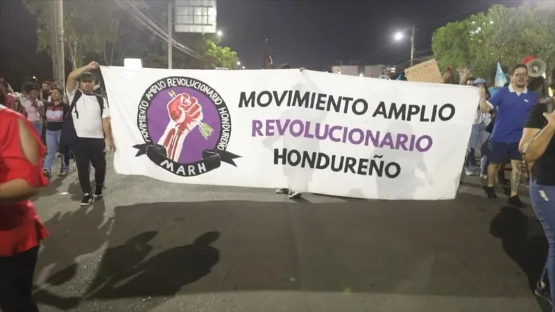 Hondureños protestan contra Asfura, rechazando reformas a Mekorot