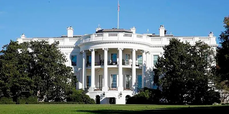 La Casa Blanca califica de "desafortunada" la decisión de la Fed de subir las tasas