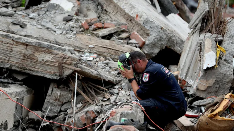 Colombia ajusta la cifra de víctimas tras el terremoto