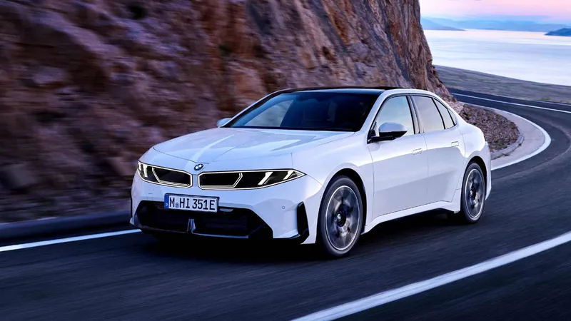 Ya a la venta el BMW i3 50 xDrive as First Edition: el Serie 3 eléctrico llega con 906 km de autonomía y tiene precio en España