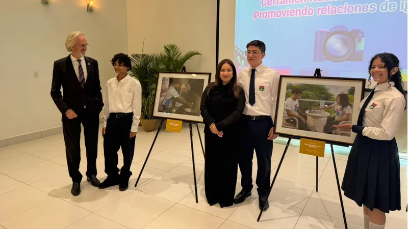 MINED presenta fotografías finalistas del foro Diálogo Educación para la Vida
