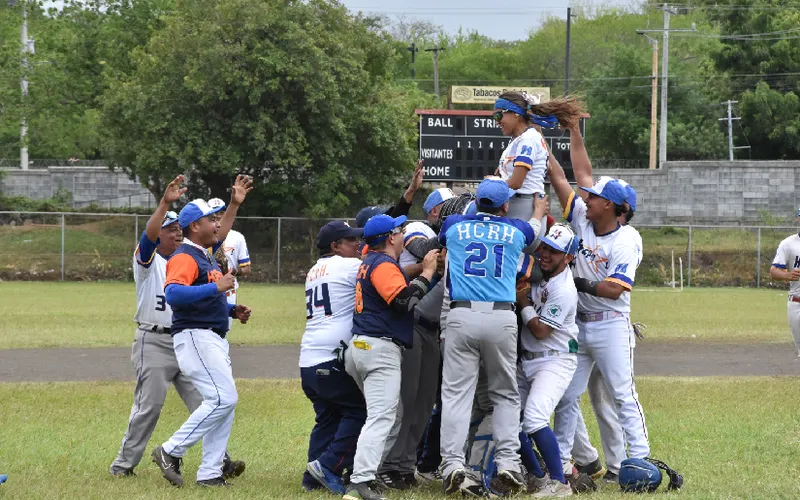 Hospital Carlos Roberto Huembes campeón del XXII Campeonato Nacional de Sóftbol
