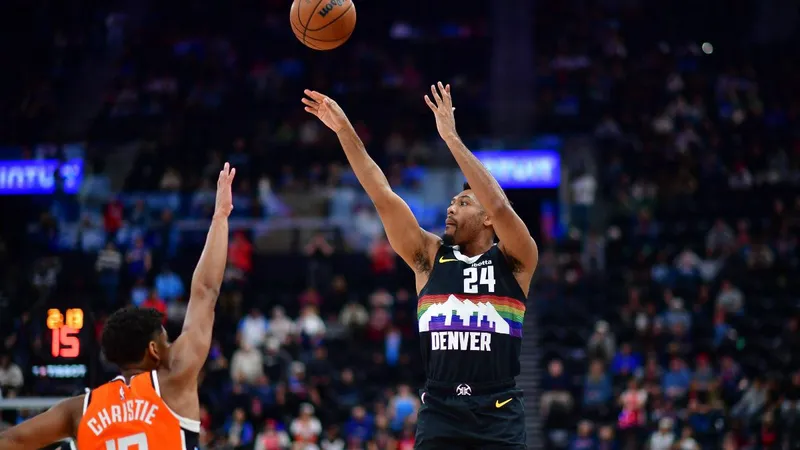 Jalen Pickett encuentra un hueco en los Clippers