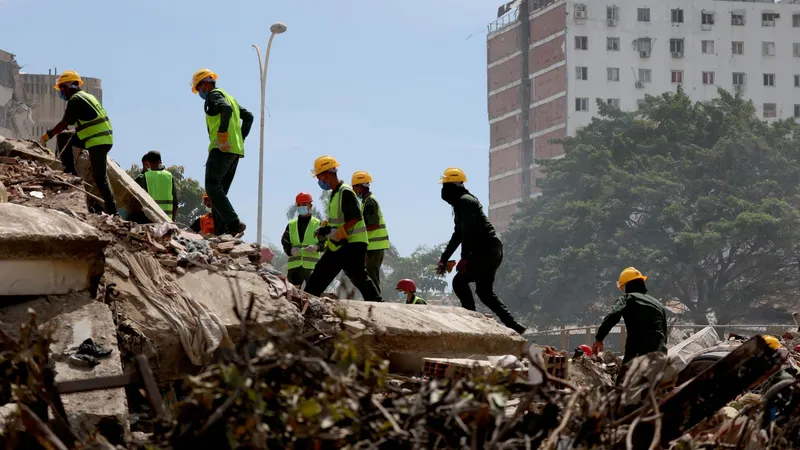 Asciende la cifra de fallecidos tras doble terremoto en Venezuela