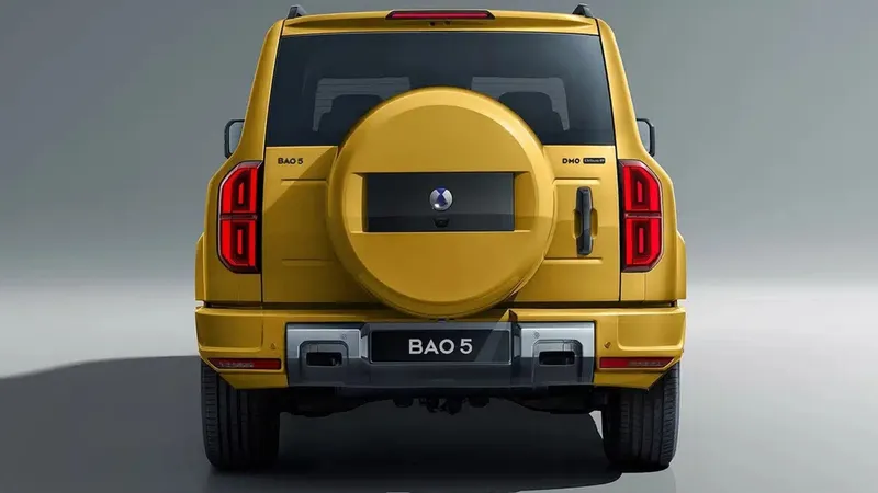 Después de vender 400.000 coches en apenas 33 meses, la marca de 4x4 de BYD llega a Europa con el Bao 5 de 545 CV de potencia