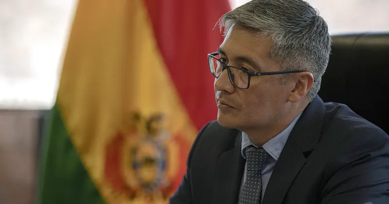 Asamblea de Bolivia censura al ministro de Economía con 91 votos