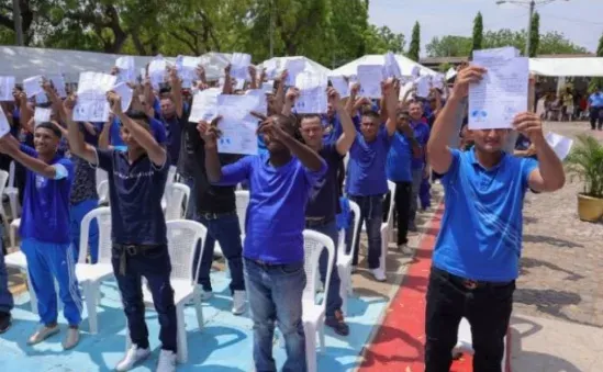 Gobierno otorga beneficio de convivencia familiar a dos mil personas en penales de todo el país