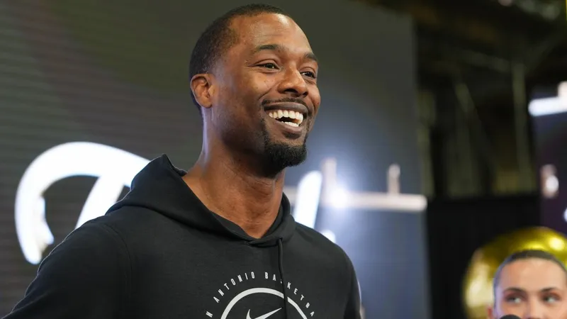 Los Spurs retienen a Harrison Barnes