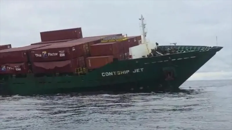 Buque operado por Israel se hunde tras ataque con drones en el mar Negro