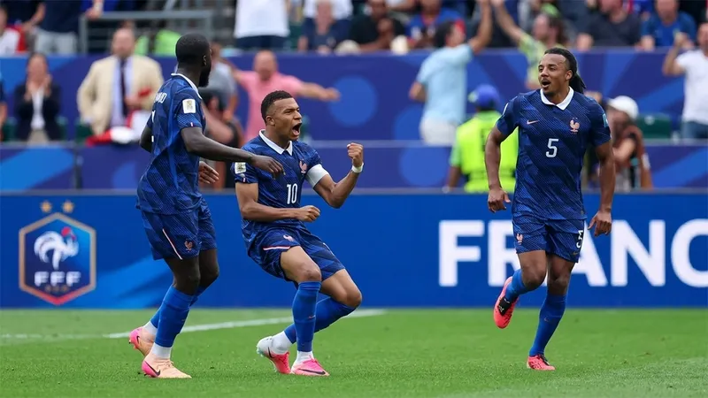 Mbappé lidera goleada y Francia avanza firme en el Mundial 2026
