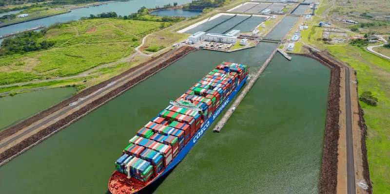 El Niño golpea al Canal de Panamá y reduce el paso de barcos