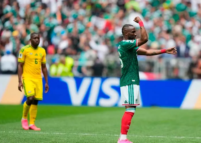 Quiñones y Jiménez iluminan a México en su fiesta inaugural