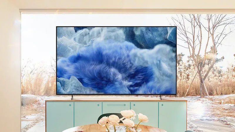 PcComponentes quiere que estrenes una Smart TV 4K QLED de Samsung a precio mínimo: 50 pulgadas por menos de 430 €
