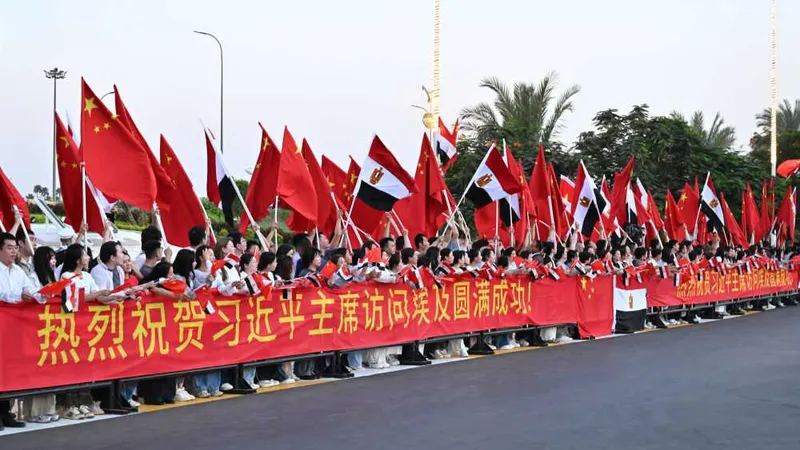 El presidente chino Xi Jinping concluye su visita de Estado a Egipto
